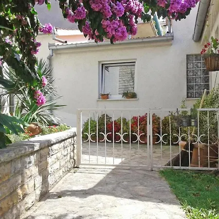 Tellus Apartmán Biograd Na Moru