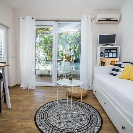 Tellus Apartman