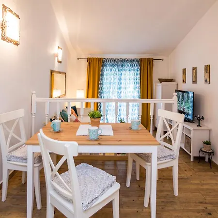 Tellus Apartmán *