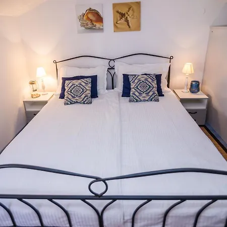 Tellus Apartman