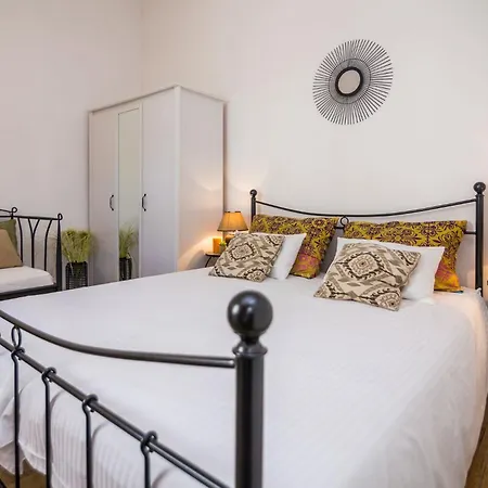 Tellus Apartman Biograd na Moru